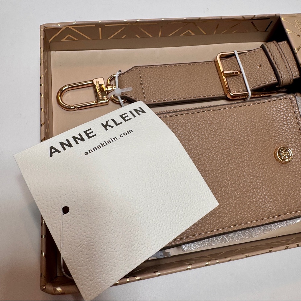 NWT Anne Klein Taupe Flap Wristlet and Card Case gift set gold tone hardware - Picture 11 of 12